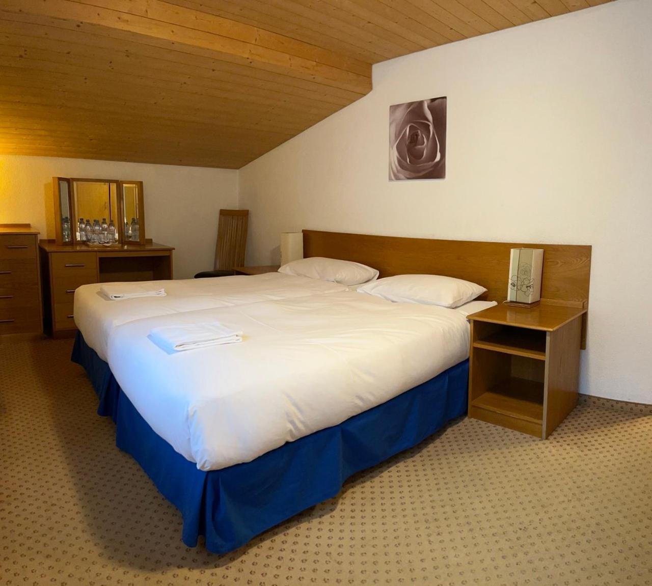 Chalet Rosa B&B Lauterbrunnen Bagian luar foto
