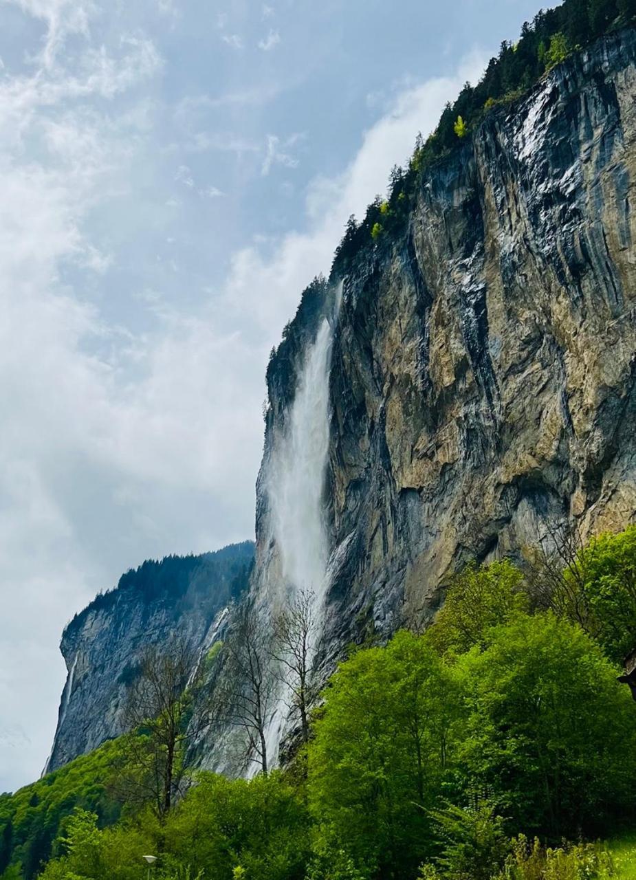 Chalet Rosa B&B Lauterbrunnen Bagian luar foto